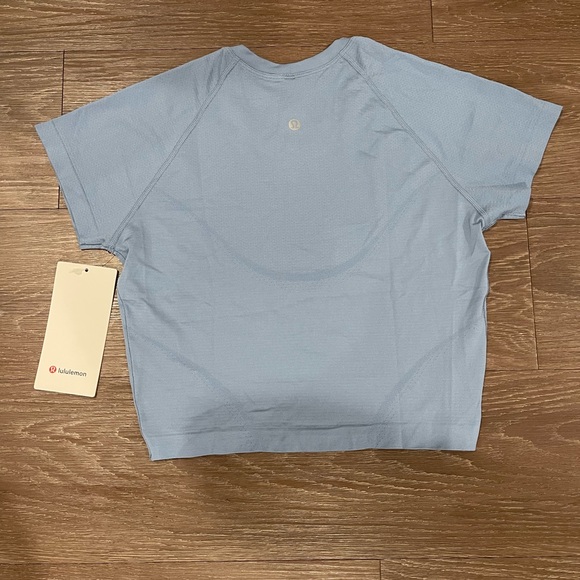 Lululemon Swiftly Tech Cropped Short-Sleeve Shirt 2.0 - Picture 2 of 6